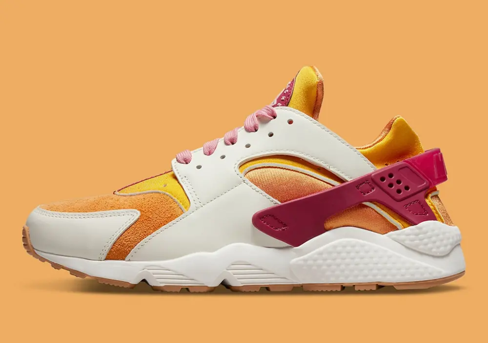 Alternative view of Giày Nike Air Huarache 'White Yellow' DO6720-100