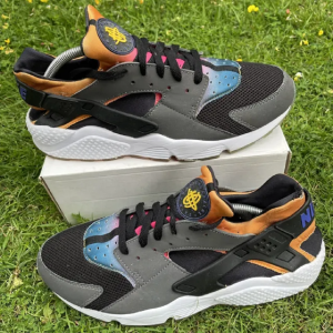 Alternative view of Giày Nike Air Huarache 'SD Run Rainbow' 724764-005