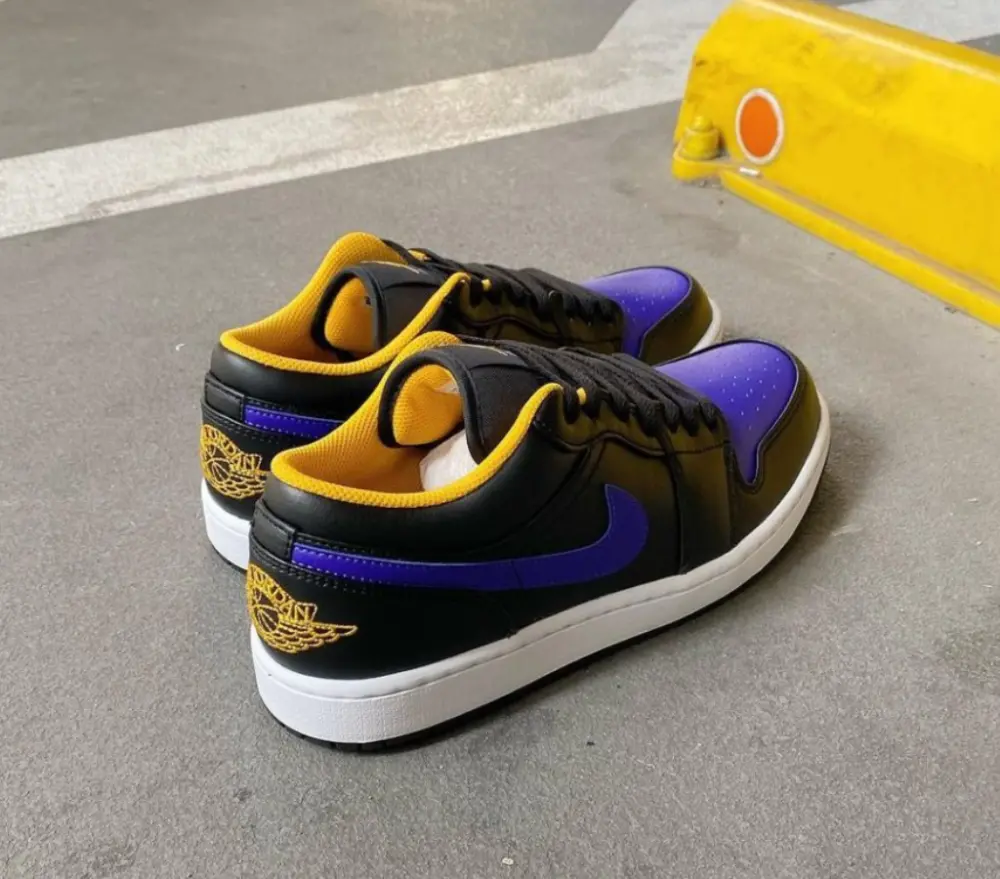 Giày Nike Air Jordan 1 Low 'Dark Concord' 553558-075 - Ảnh 3