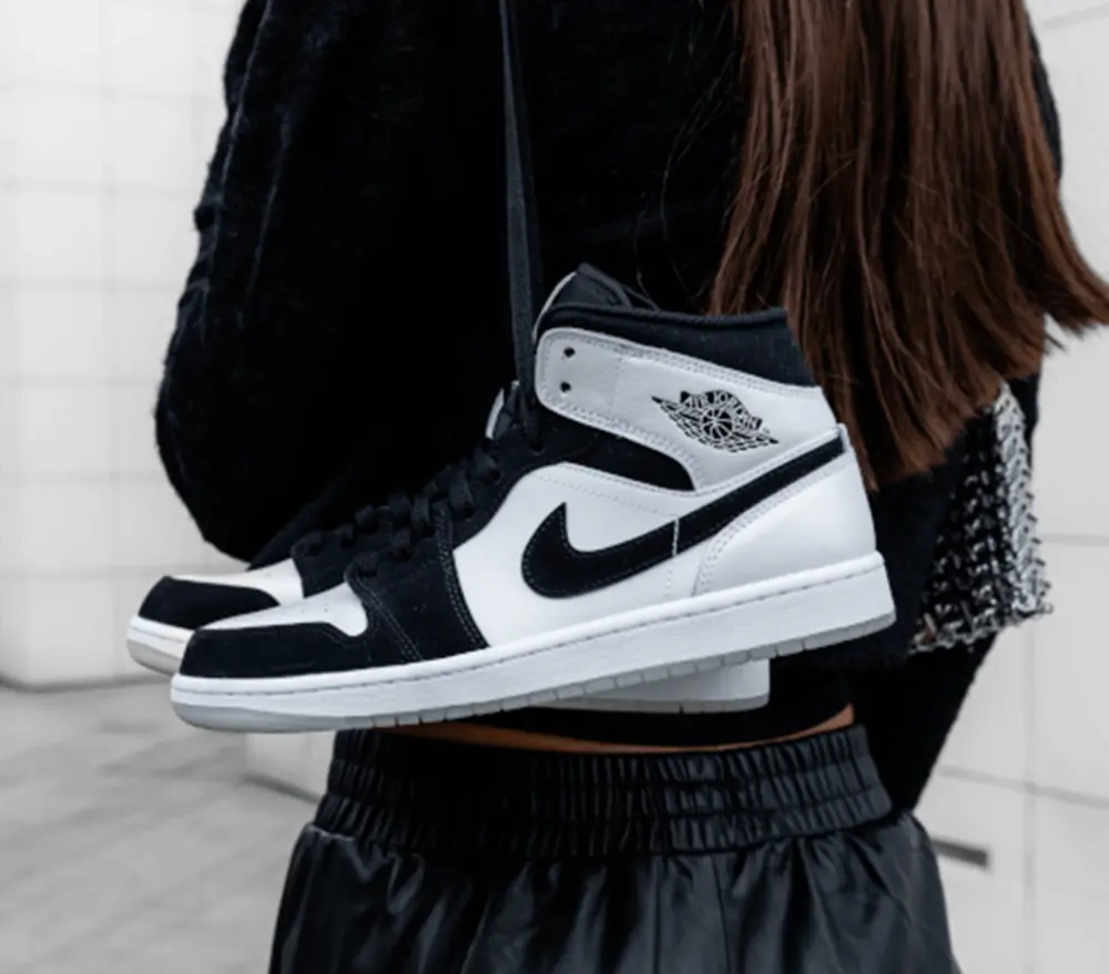 Giày Nike Air Jordan 1 Mid 'Diamond Shorts' DH6933-100 - Ảnh 3