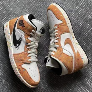 Alternative view of Giày Nike Air Jordan 1 Mid SE GS 'Brushstroke Paint Splatter' DA8006-100