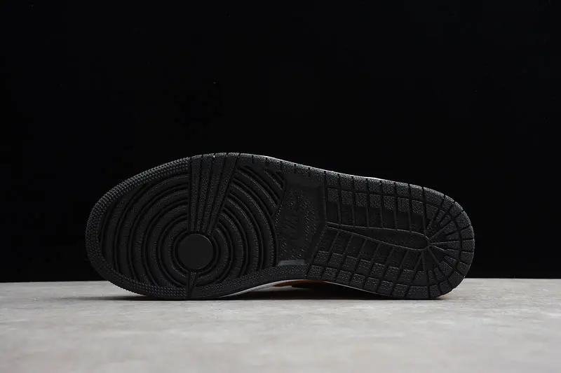 Giày Nike Air Jordan 1 Mid 'University Gold' 554724-700 - Ảnh 6