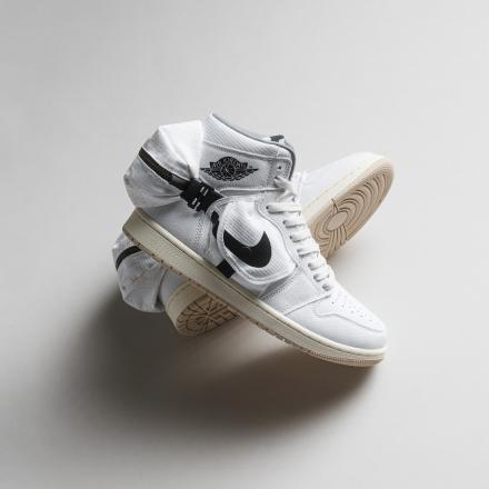 Giày Nike Air Jordan 1 Retro High Utility 'White Black' DO8727-100 - Ảnh 3