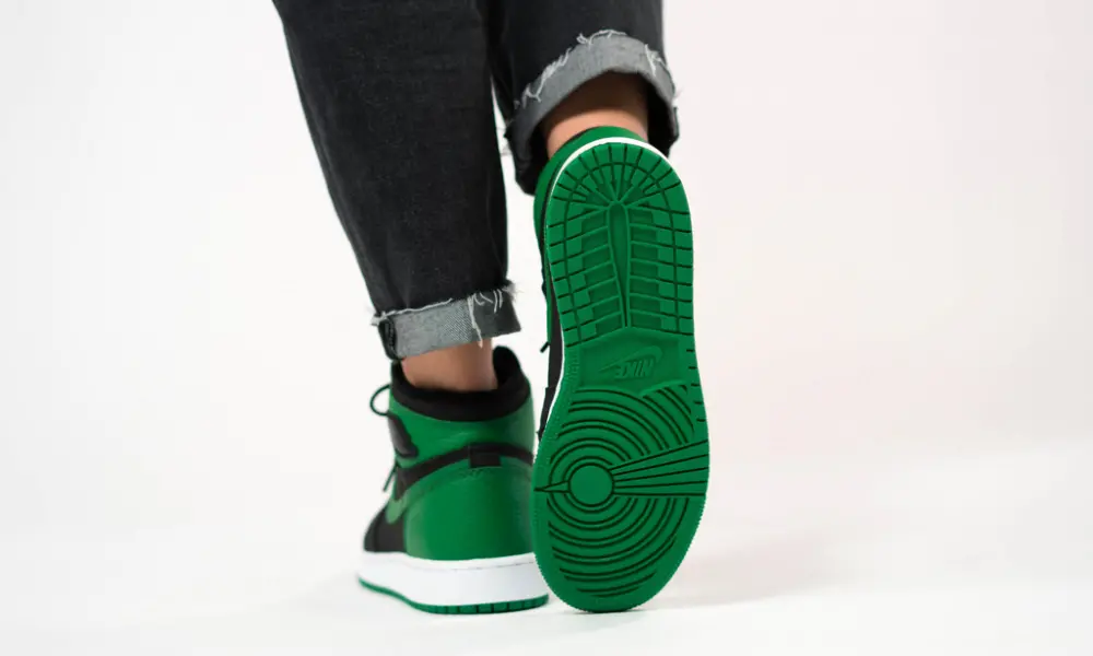 Giày Nike Air Jordan 1 Retro High OG GS 'Pine Green 2.0' 575441-030 - Ảnh 3