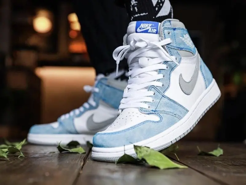 Giày Nike Air Jordan 1 Retro High OG Hyper Royal 555088-402 - Ảnh 4
