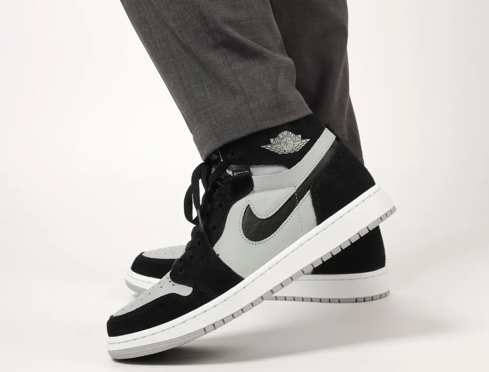 Alternative view of Giày Nike Jordan 1 Zoom Air CMFT ‘Black Light Smoke Grey’ CT0978-001