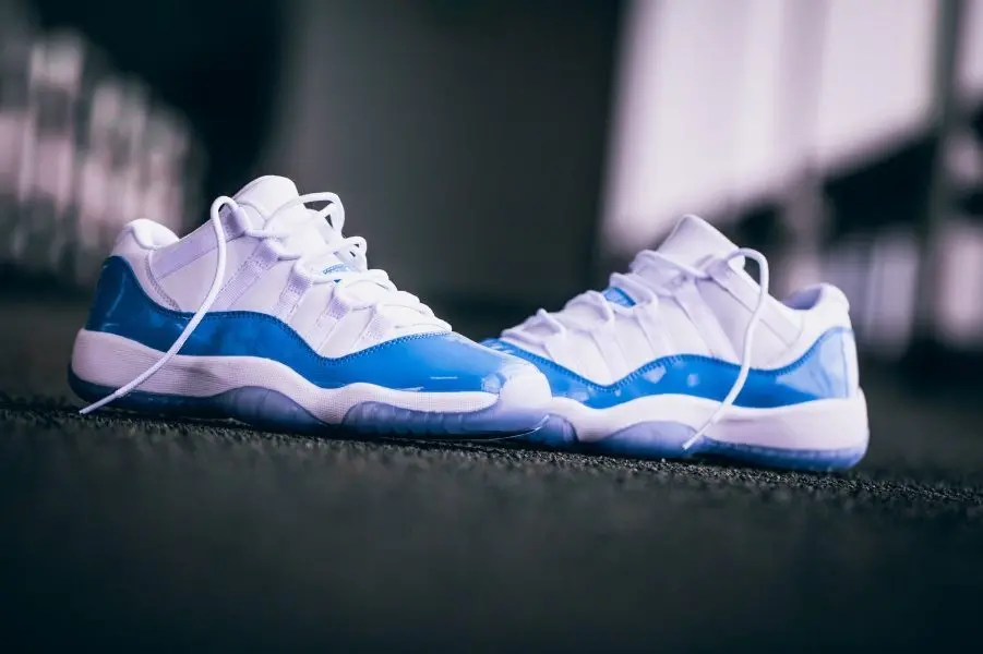 Giày Nike Air Jordan 11 Retro Low 'University Blue' 528896-106 - Ảnh 3
