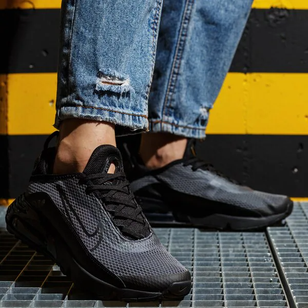 Giày Nike Air Max 2090 GS 'Black Wolf Grey' CJ4066-001 - Ảnh 3