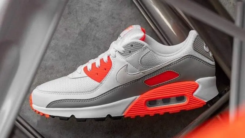 Alternative view of Giày Nike Air Max 90 'Hyper Orange' CT4352-103