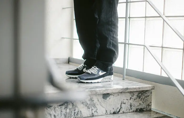 Giày Nike Air Max 90 Premium 'Off-Noir Particle Grey' DA1641-003 - Ảnh 3