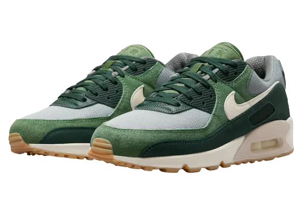 Alternative view of Giày Nike Air Max 90 'Pro Green and Pale Ivory' DH4621-300