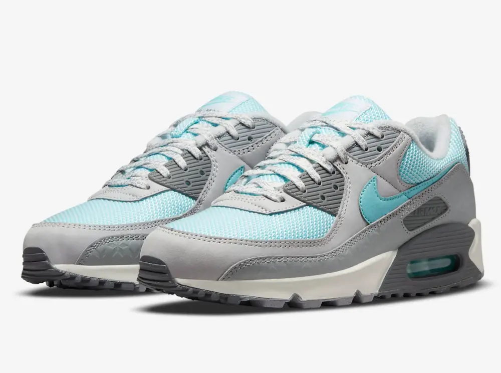 Alternative view of Giày Nike Air Max 90 'Snowflake Grey Ice Blue' DJ5414-001