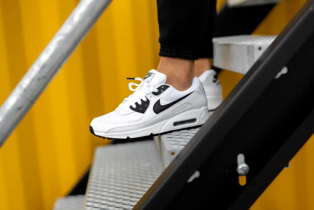 Alternative view of Giày Nike Air Max 90 'Color Pack - Black' CT1028-103
