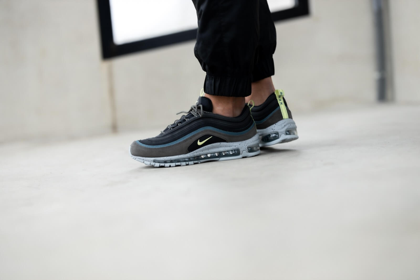 Giày Nike Air Max 97 'Newsprint' DB4611-001 - Ảnh 4