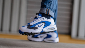 Alternative view of Giày Nike Air Max Triax 96 Retro 'Royal' CD2053-106