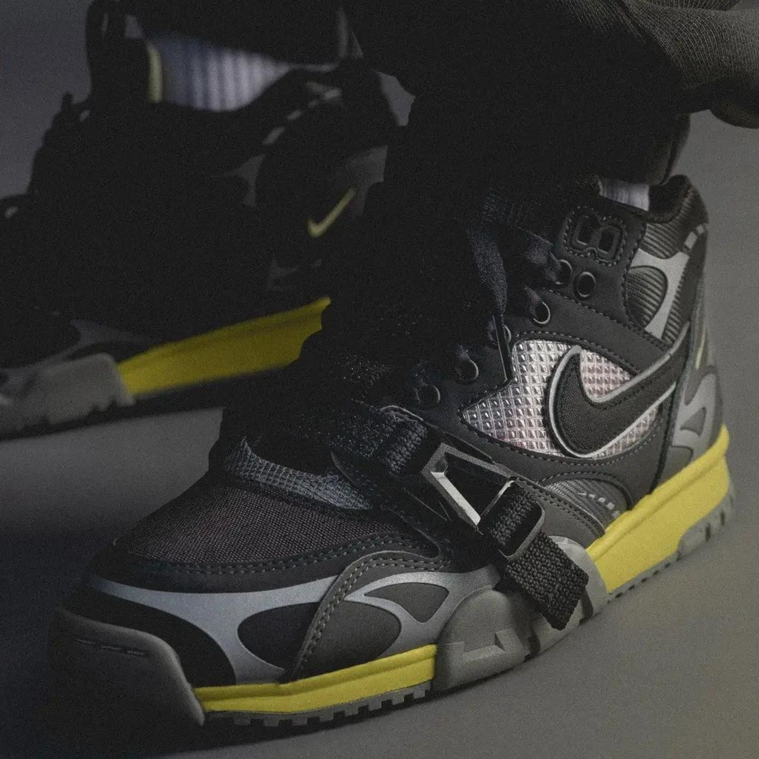 Giày Nike Air Trainer 1 ‘Dark Smoke Grey’ DH7338-001 - Ảnh 4