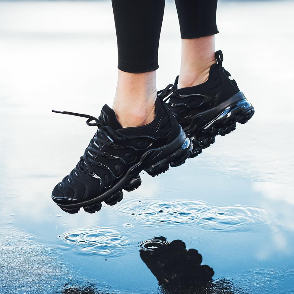 Giày Nike Air VaporMax Plus SE 'Black' DH1063-001 - Ảnh 3