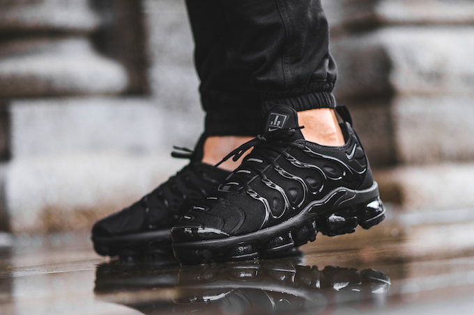Giày Nike Air VaporMax Plus SE 'Black' DH1063-001 - Ảnh 2