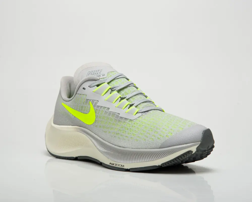 Giày Nike Air Zoom Pegasus 37 GS 'Smoke Grey Volt' CJ2099-003 - Ảnh 4