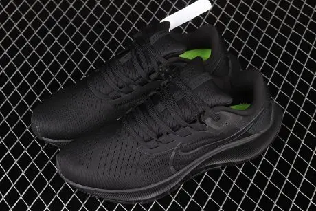 Alternative view of Giày Nike Air Zoom Pegasus 38 'Black' CW7356-001