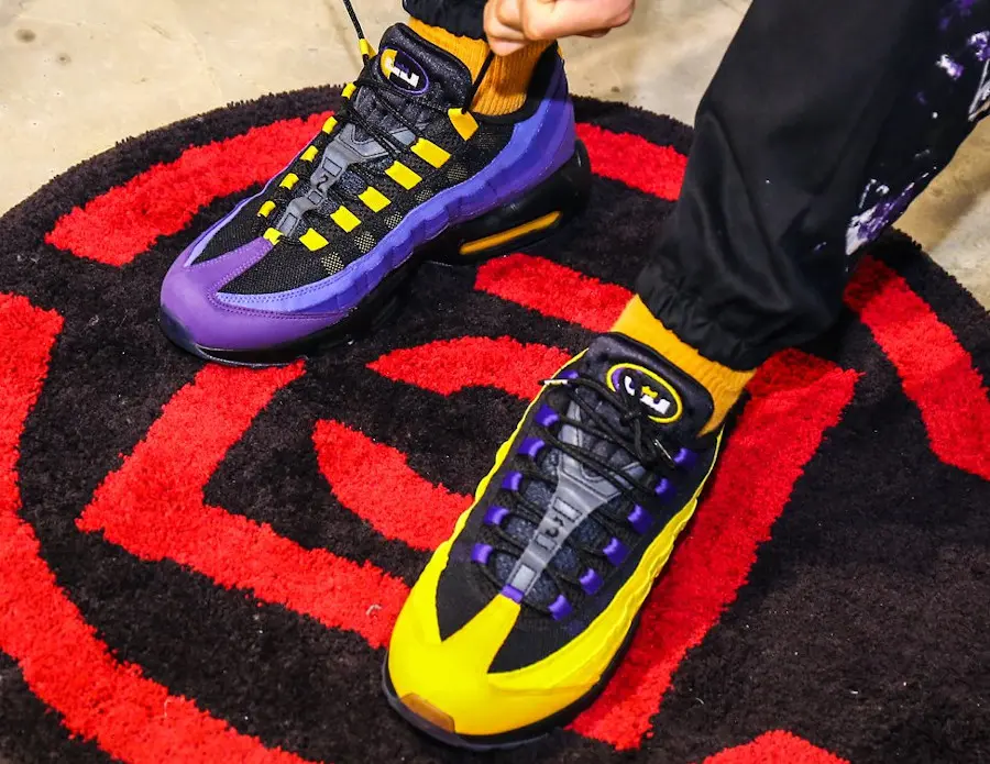 Giày Nike LeBron James x Air Max 95 NRG 'Lakers' CZ3624-001 - Ảnh 3
