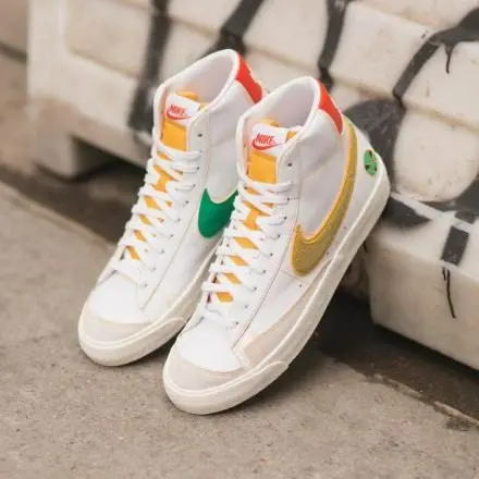 Giày Nike Blazer Mid '77 Vintage 'Roswell Rayguns' DD9239-100 - Ảnh 5
