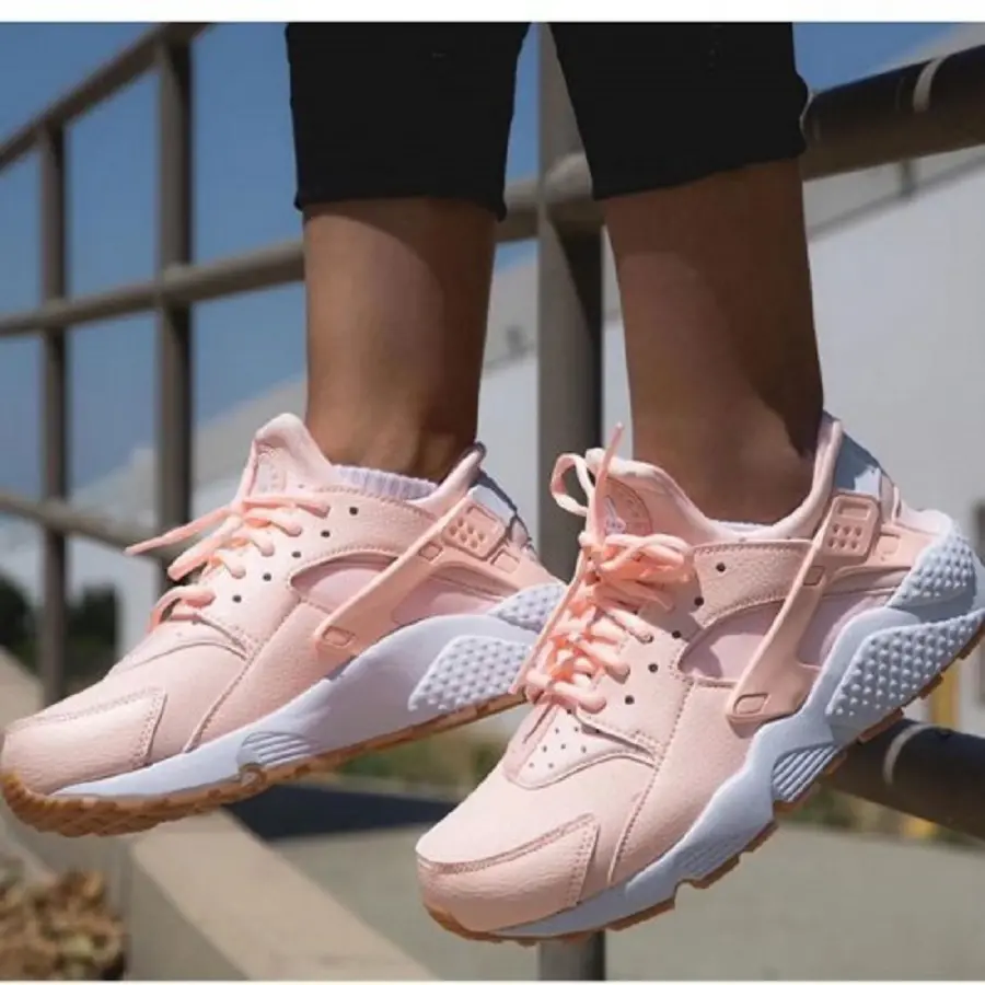 Alternative view of Giày Nike Wmns Air Huarache ‘Sunset Tint’ 634835-607