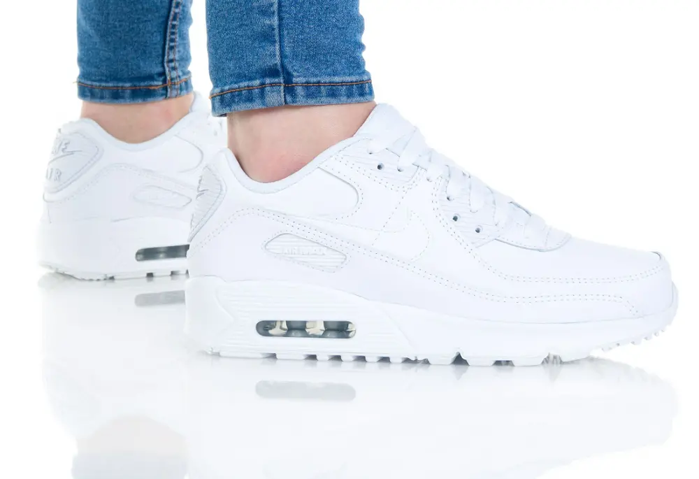 Alternative view of Giày Nike Air Max 90 Leather GS 'White' CD6864-100