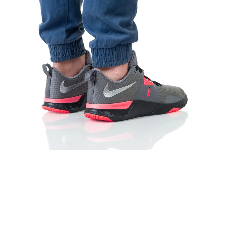 Alternative view of Giày Nike Renew Retaliation 'Black Pink’ AT1238-006