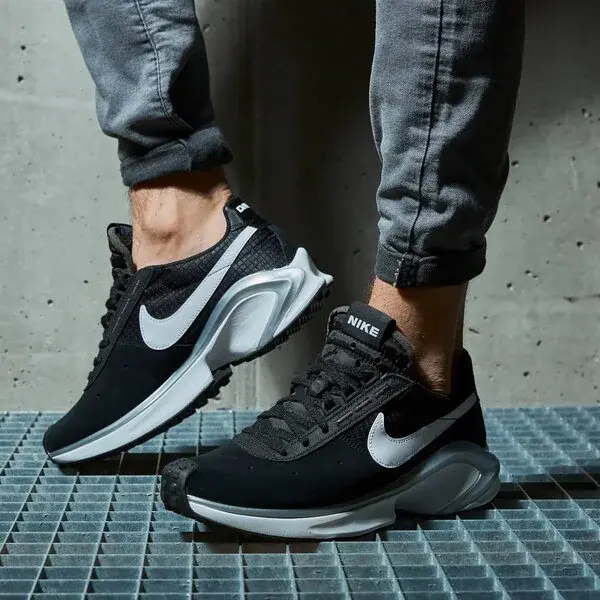 Alternative view of Giày Nike D/MS/X Waffle 'Black White' CQ0205-001