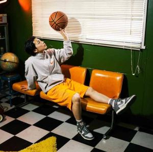 Alternative view of Giày Nike Dunk High Vintage 'Light Bone Grey' DM0582-001