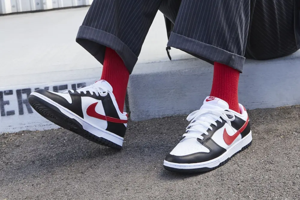 Alternative view of Giày Nike Dunk Low 'Black White Red' FB3354-001