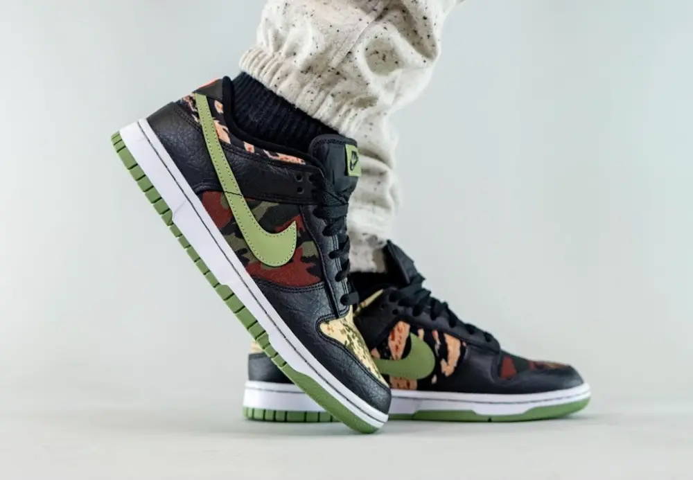 Alternative view of Giày Nike Dunk Low Camo 'Oil Green' DH0957-001
