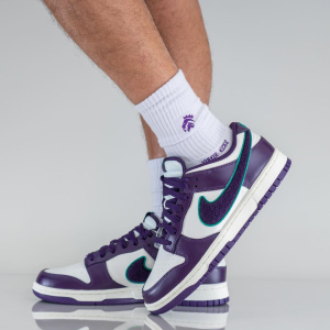 Alternative view of Giày Nike Dunk Low Chenille Swoosh 'Purple White' DQ7683-100