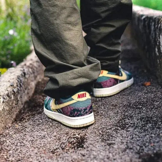 Alternative view of Giày Nike Dunk Low 'Community Garden' CZ9747-900