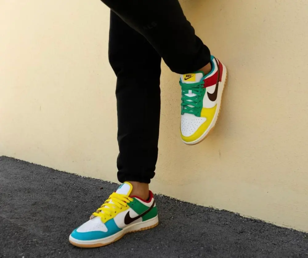 Giày Nike Dunk Low SE 'Free.99 White' DH0952-100 - Ảnh 4