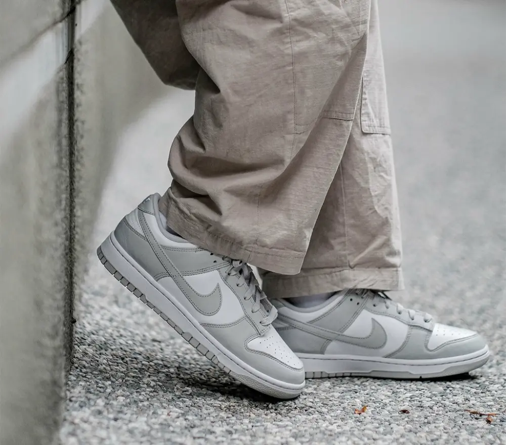 Alternative view of Giày Nike Dunk Low 'Grey Fog' DD1391-103