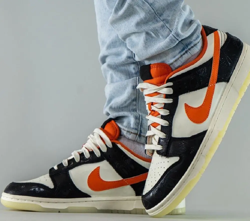 Giày Nike Dunk Low Premium 'Halloween' DD3357-100 - Ảnh 3