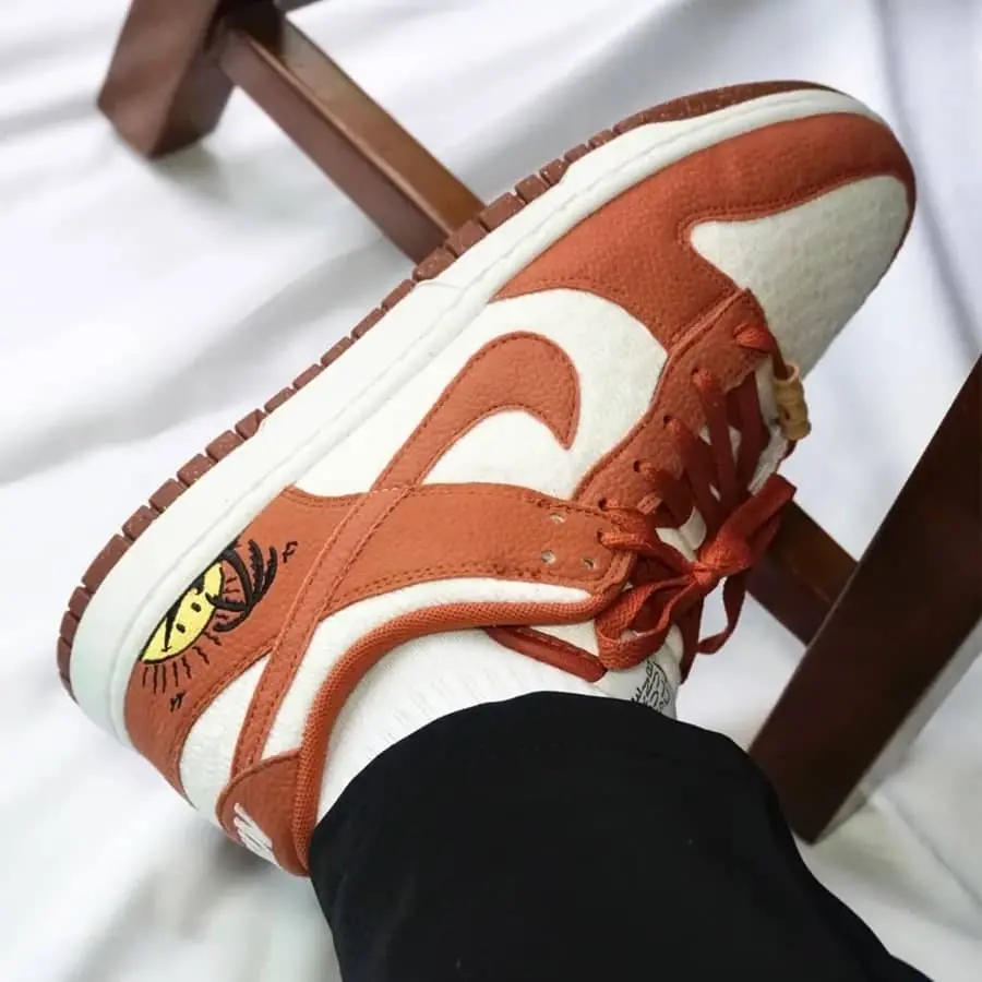 Alternative view of Giày Nike Dunk Low SE Sun Club Burnt Sunrise DR5475-100