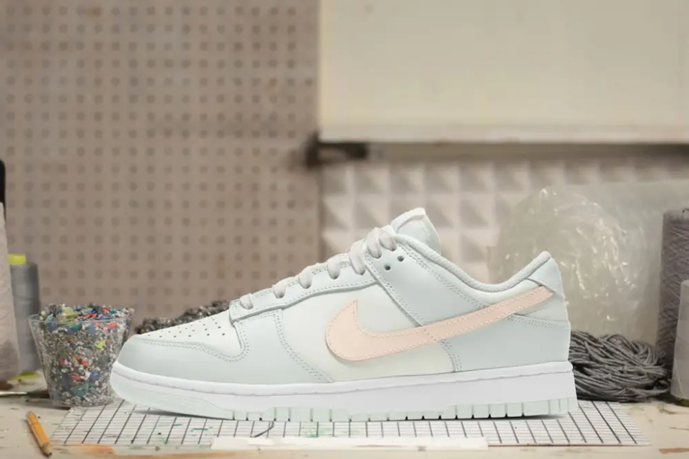 Giày Nike Wmns Dunk Low 'Barely Green' DD1503-104 - Ảnh 3