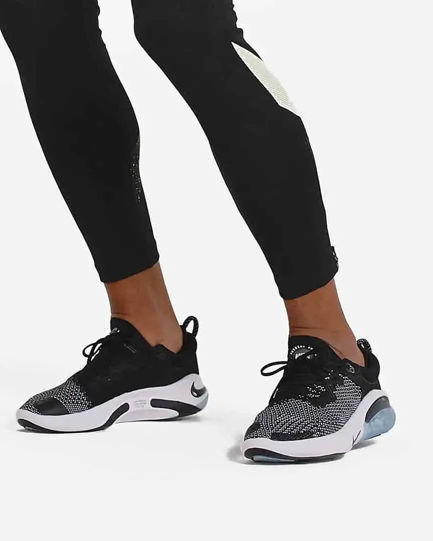 Alternative view of Giày Nike Joyride Run Flyknit 'Black Olive Aura' AQ2730-009