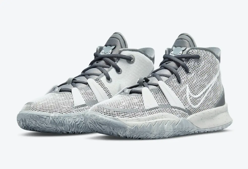 Alternative view of Giày Nike Kyrie 7 'Chip' DB5624-011