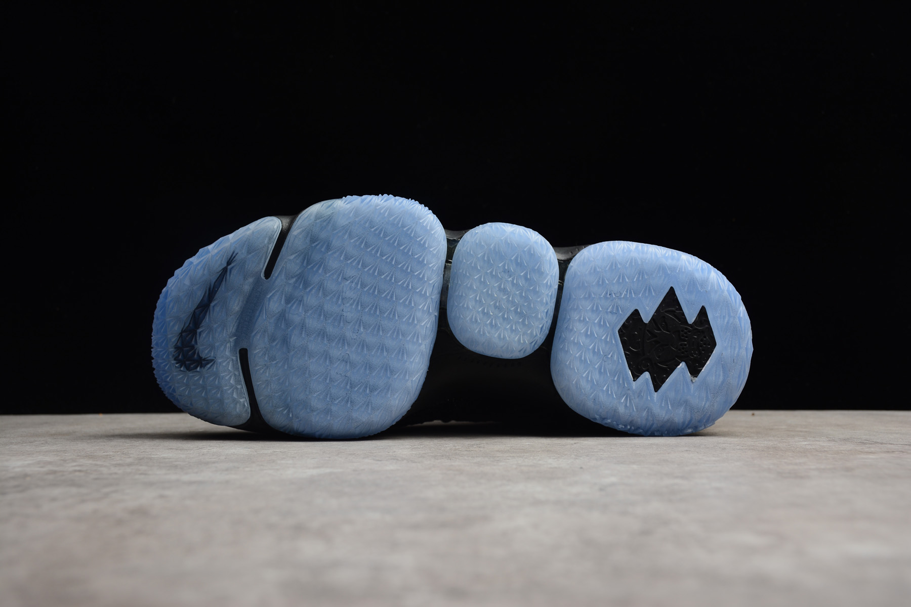 Giày Nike LeBron 15 EP 'Metallic Gold' AO1754-006 - Ảnh 6