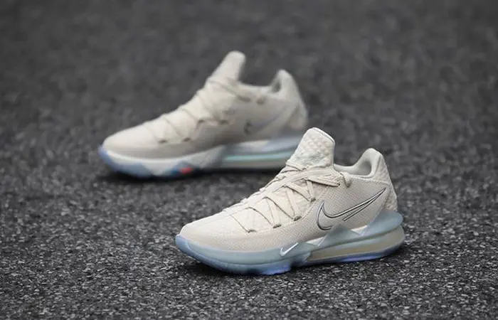 Alternative view of Giày Nike LeBron 17 Low 'Easter' CD5007-200