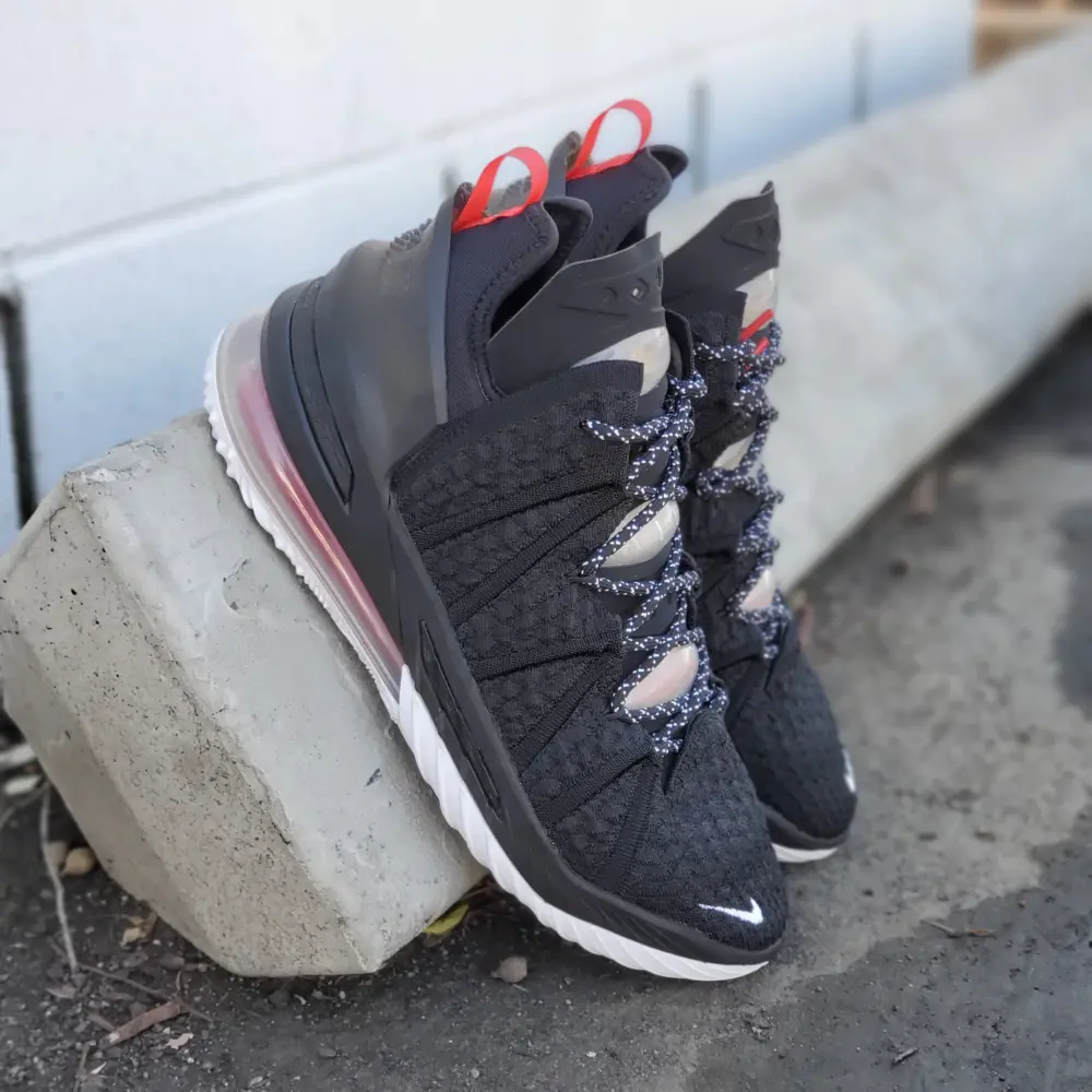 Giày Nike LeBron 18 'Black University Red' CQ9283-001 - Ảnh 5