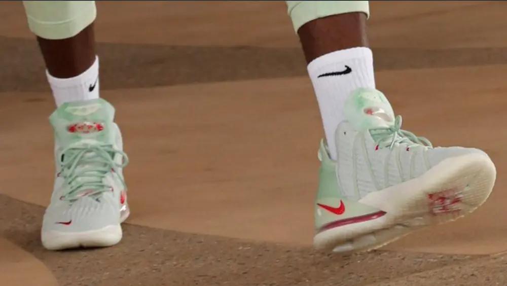 Alternative view of Giày Nike LeBron 18 EP 'Empire Jade' DB7644-002