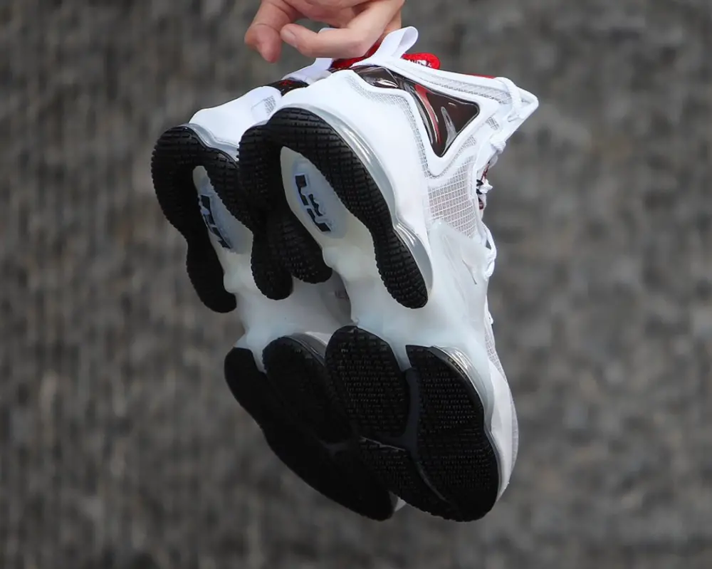 Giày Nike LeBron 19 'Sketch' DC9340-101 - Ảnh 4