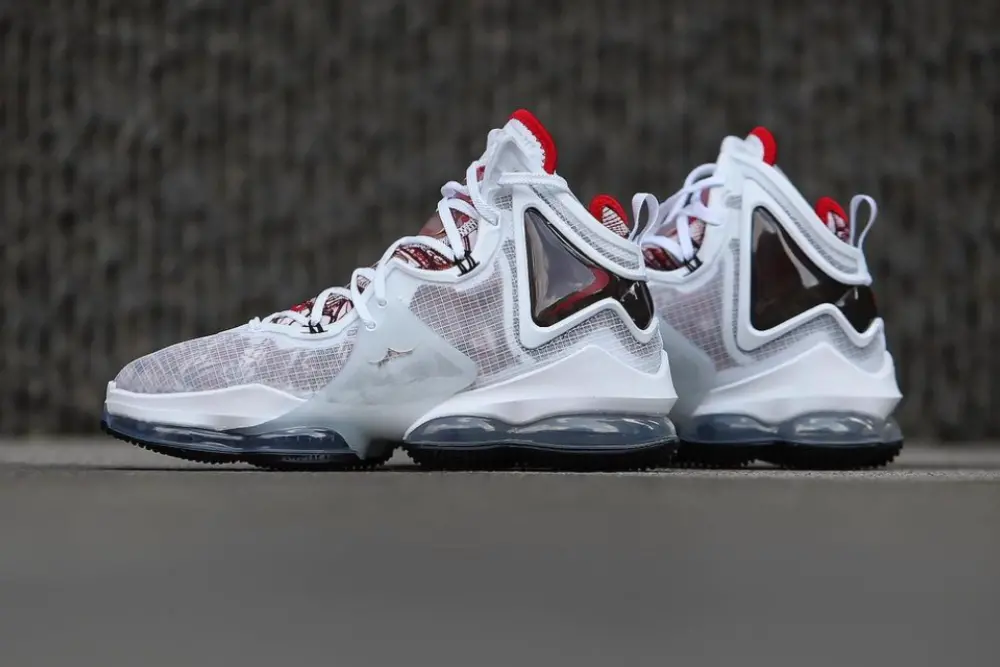 Giày Nike LeBron 19 'Sketch' DC9340-101 - Ảnh 3