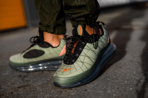 Alternative view of Giày Nike Air Max 720-818 'Flight Jacket' CI3871-300