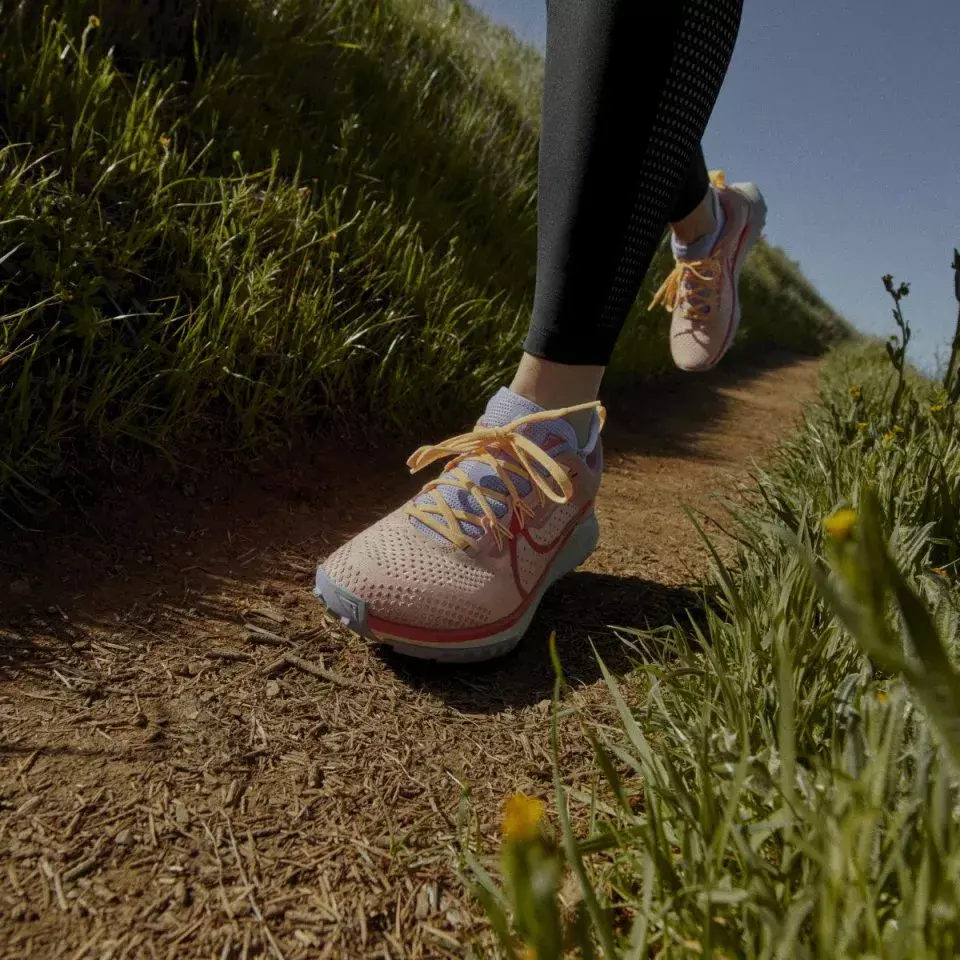 Alternative view of Giày Nike React Pegasus Trail 4 'Arctic Orange Purple Pulse' DJ6159-800